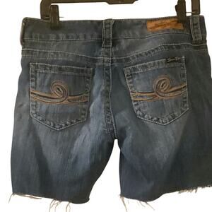 Preloved Seven7 jean cutoffs Size 8